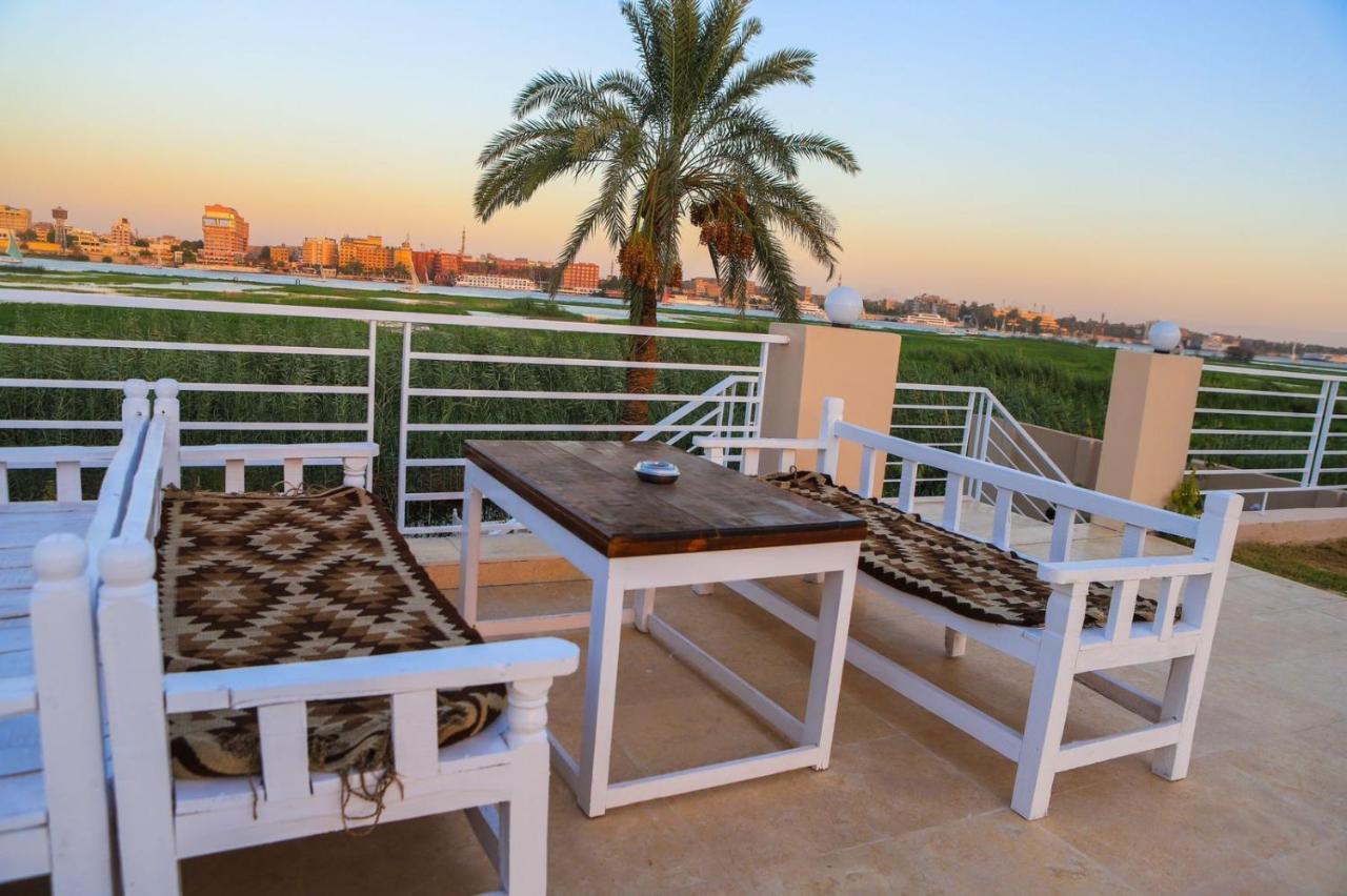 Royal Nile Villas - Pool View Apartment 2 Luxor Kültér fotó