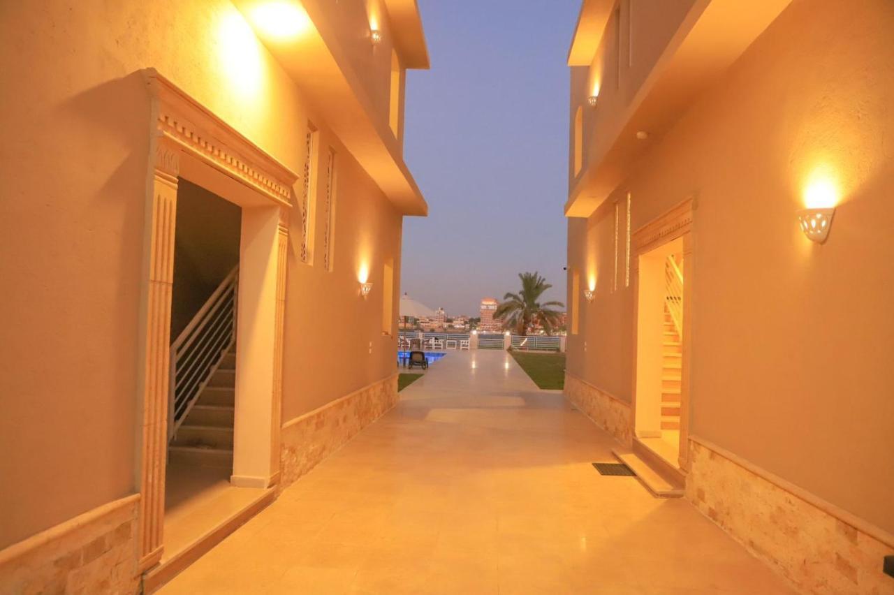 Royal Nile Villas - Pool View Apartment 2 Luxor Kültér fotó